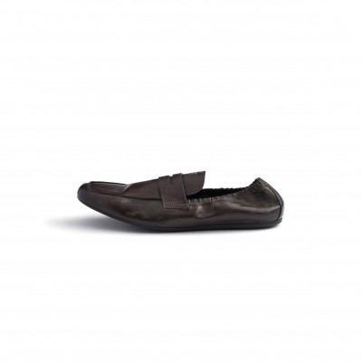 PRADA SHUFFLE ANTIQUED LEATHER LOAFERS 2DG158